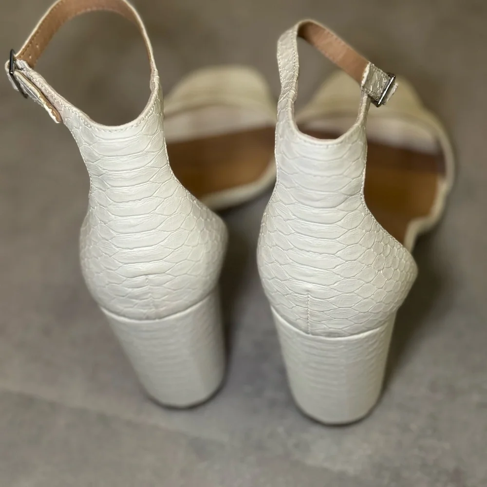 INC International Concepts Women's Cream Textured Heels - Picture 6 of 6